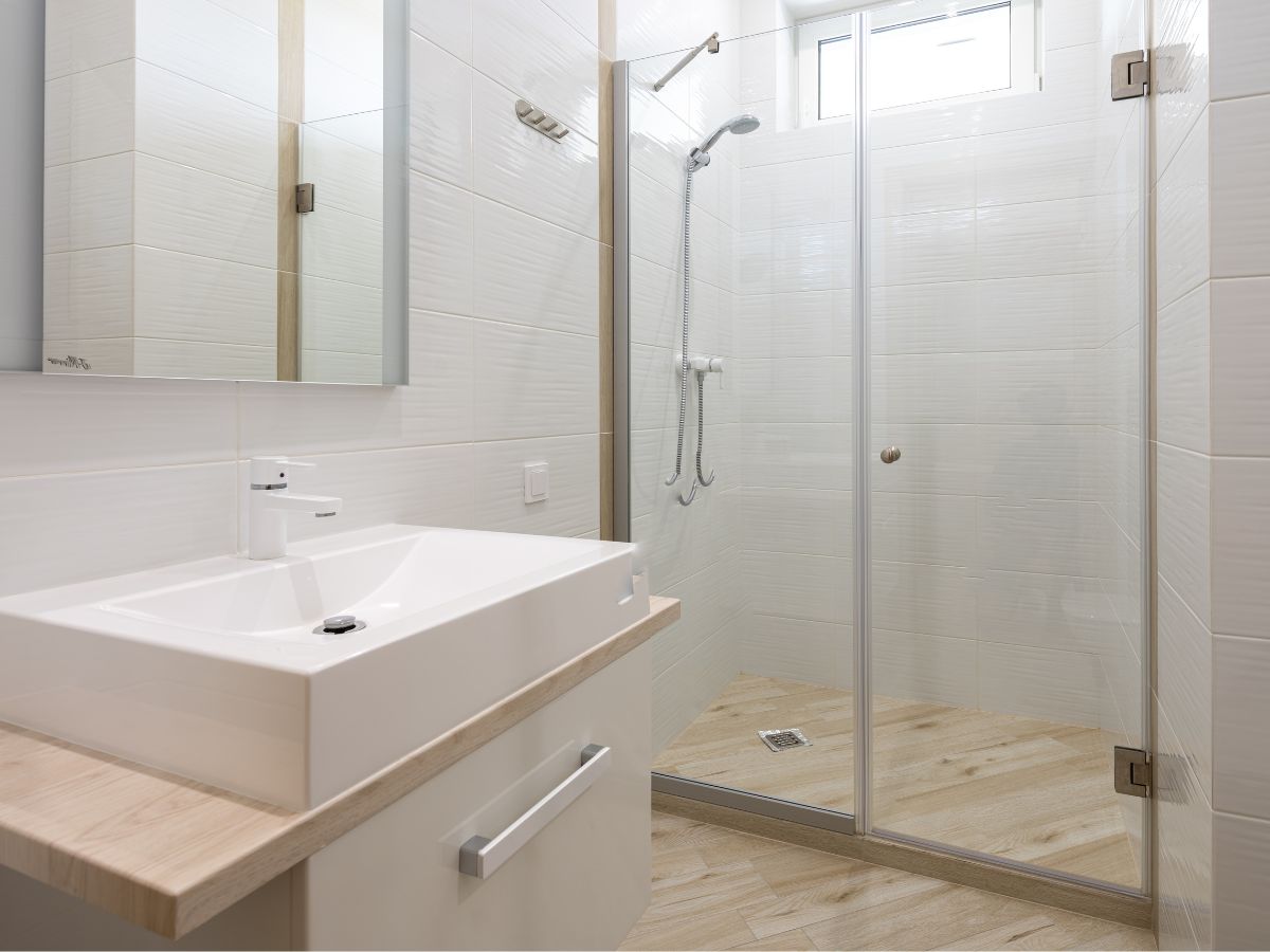 Reforma de baño en Valladolid con instalación de plato de ducha